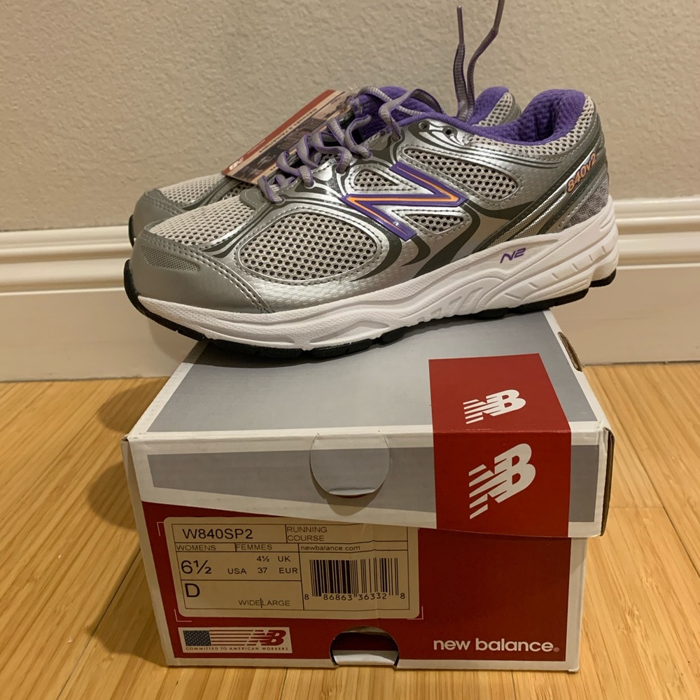 New Balance 840v2 Running Shoes. Size 6.5 WIDE.